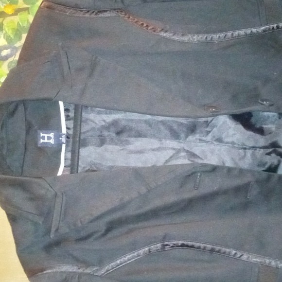 Adorable Black Blazer/Jacket - Picture 2 of 5